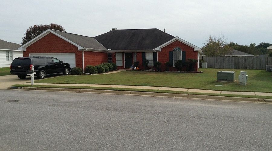 2nd image of 11521 Waterbury Cir