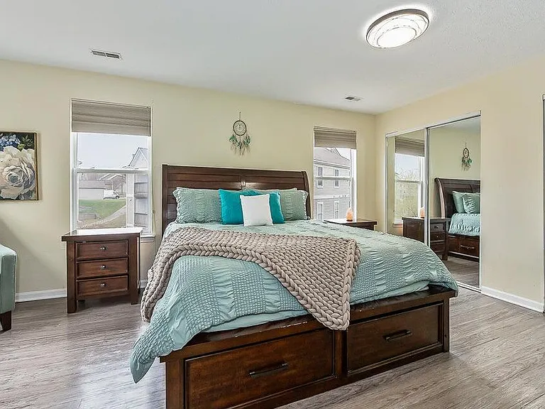 1550 Oakfield Dr — Photo 20