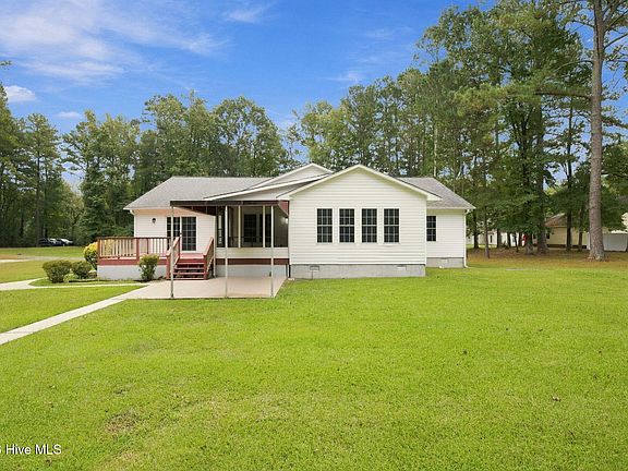 4th image of 900 Perrytown Road