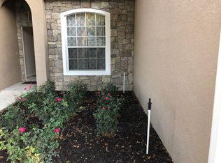 318 Bluff Pass Dr, Eustis, FL 32726