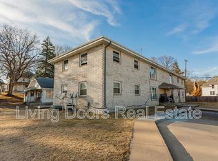 402 W Eldora Ave #D, Weeping Water, NE 68463