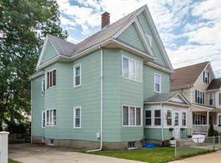 36 Chesterfield St, Hyde Park, MA 02136