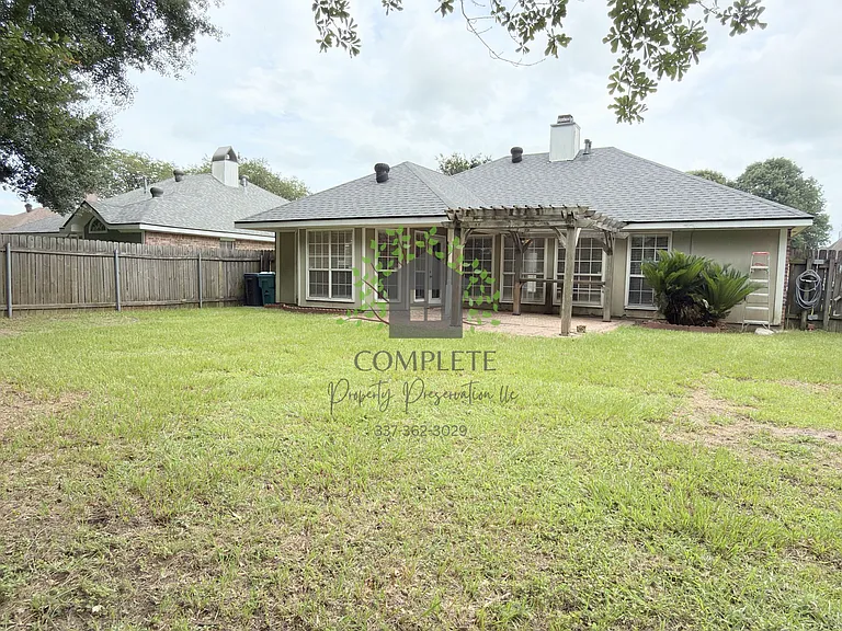 104 Savignon Cir — Photo 10