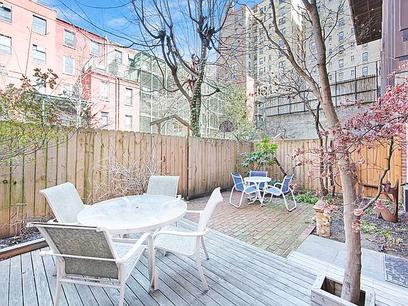 2nd image of 33 W 93rd St APT 1F