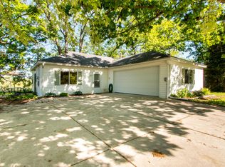 N1665 Orchid Dr, Genoa City, WI 53128