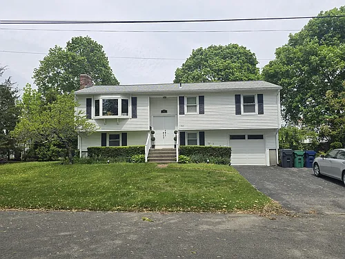 345 Natick Ave Photo 1