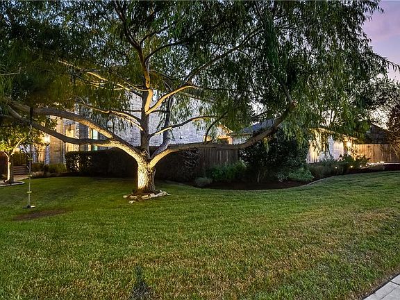 4th image of 12500 Emerald Oaks Dr
