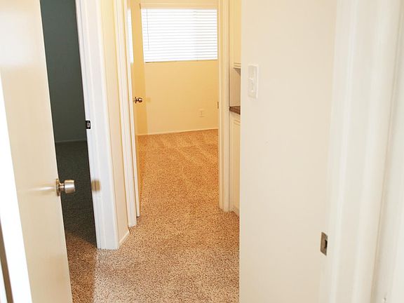 5th image of 3010 E Theresa St APT 4