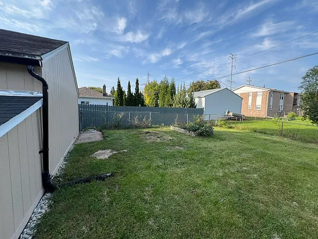 304 S James St — Photo 14