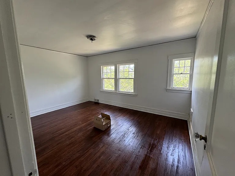 Atkinson St — Photo 17