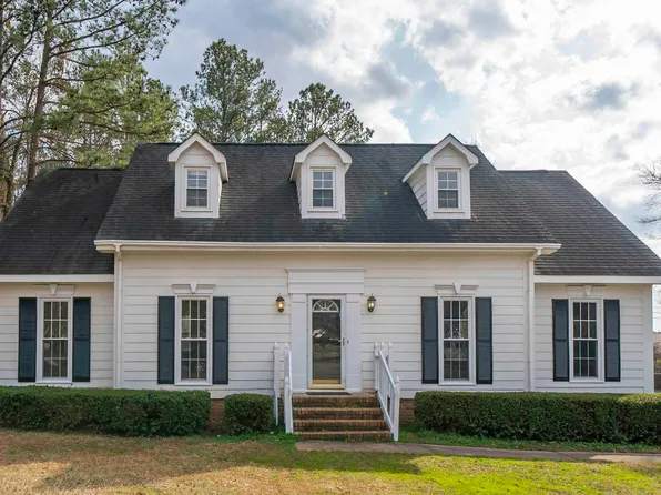 104 Lockshire Ct, Columbia, SC 29212