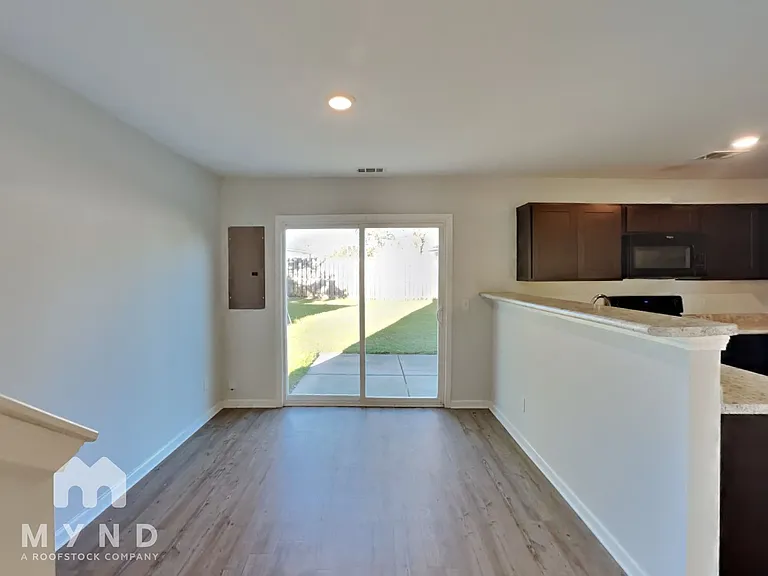 26 Red Robin Ct — Photo 9
