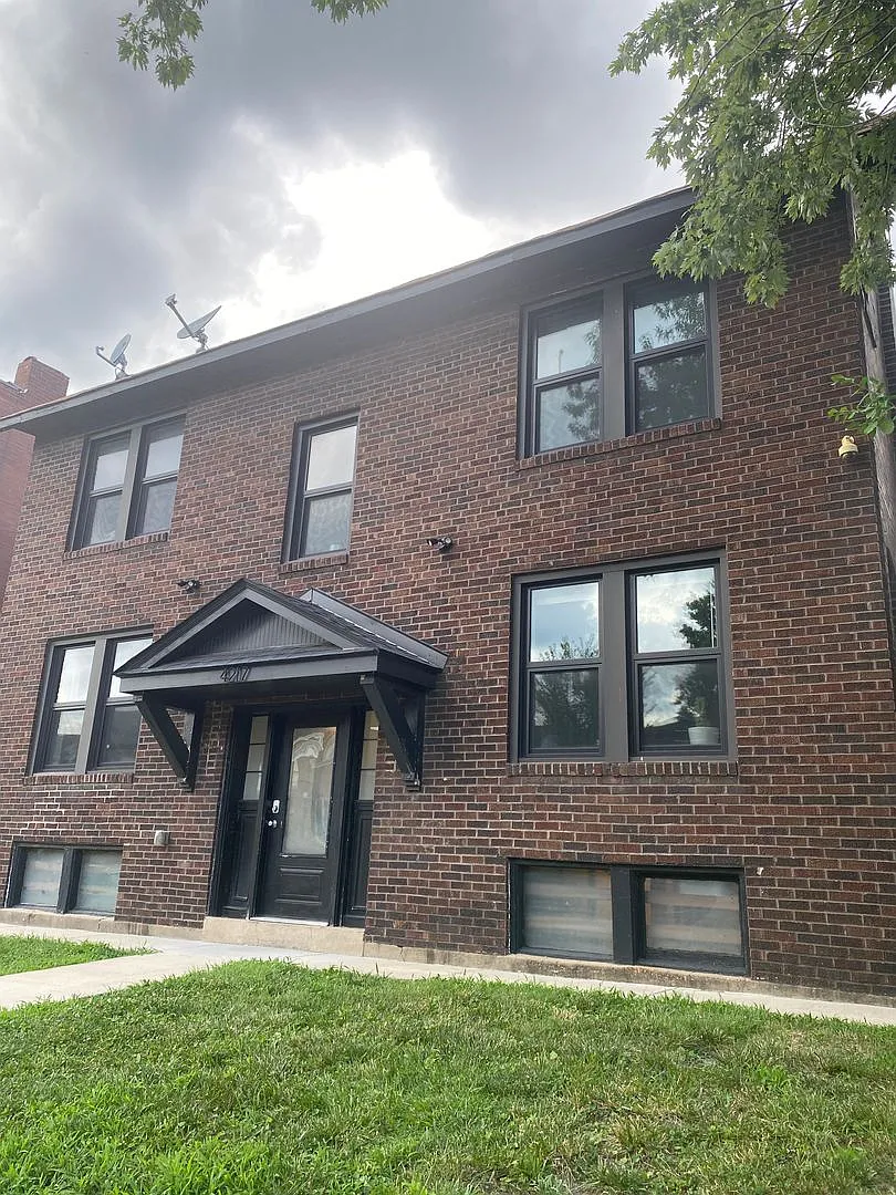 4217 Blaine Avenue — Photo 3
