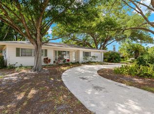 3128 Meyer Dr, Sarasota, FL 34239