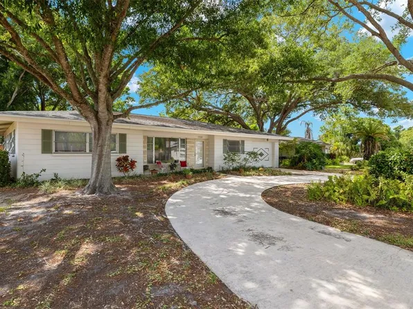 3128 Meyer Dr, Sarasota, FL 34239