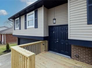 1014 Cottonwood Dr, Clarksville, IN 47129