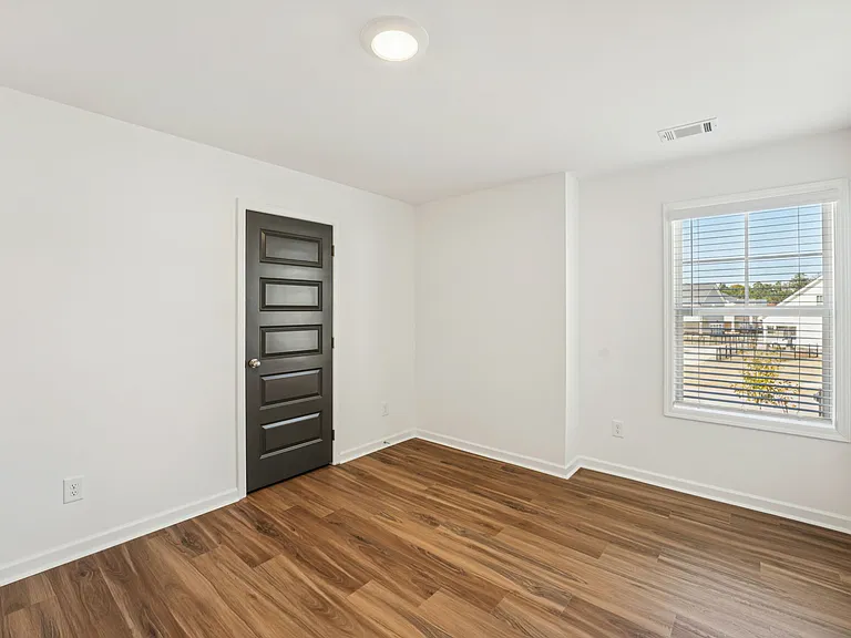 Quinn Residences at Dorchester Place — Photo 121