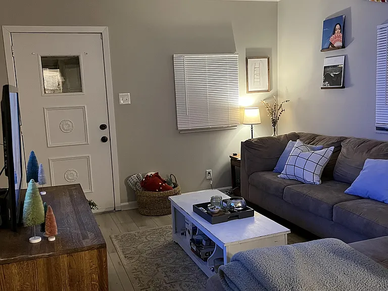 3201 S Haven Rd SE — Photo 5