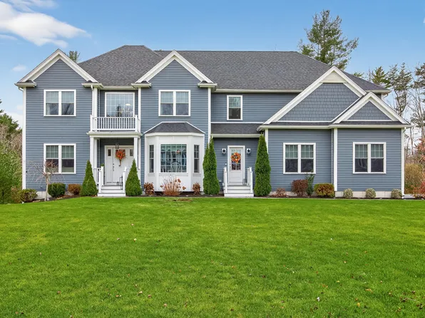 40 Brisan Way, Pembroke, MA 02359