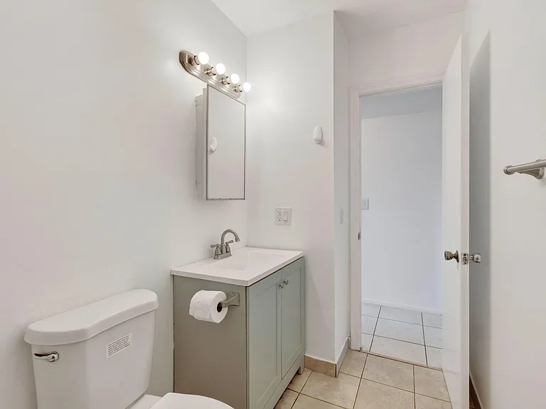 500 SW 2nd Ave #211 — Photo 19