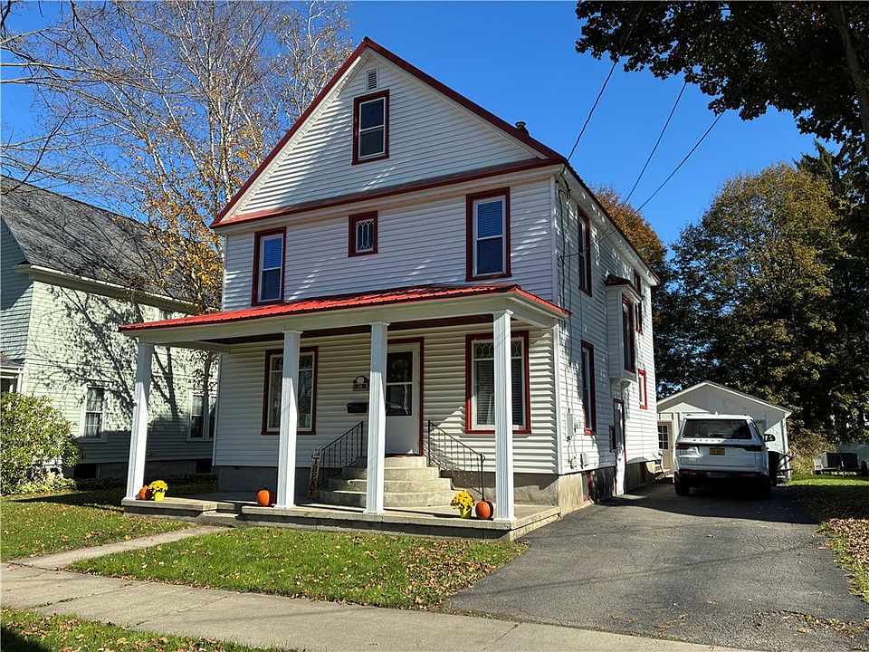 1st image of 20 Hamlin St