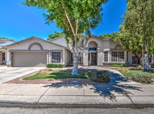 4044 W Questa Dr, Glendale, AZ 85310