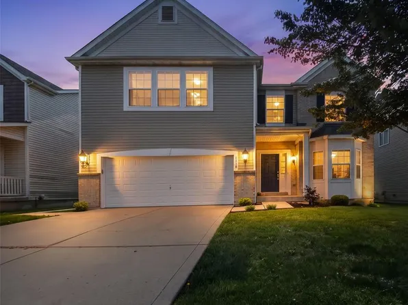 1718 Briarmanor Dr, Lake Saint Louis, MO 63367