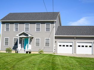 64 Wardtown Road, Freeport, ME 04032