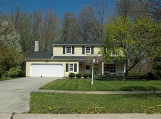 7828 Hidden Hollow Dr, Mentor, OH
