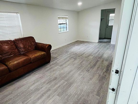 4th image of 3119 Albatross Cir