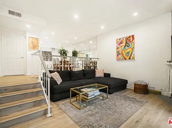4658 Don Lorenzo Dr APT E, Los Angeles, CA 90008