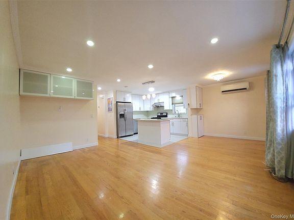 5th image of 14615 22nd Avenue
