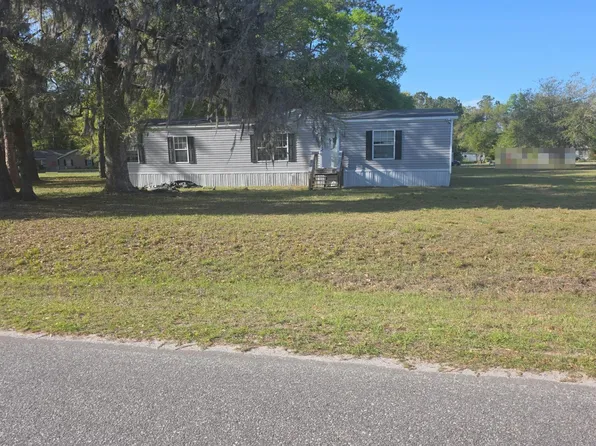 1080 Poppell Farms Dr SE, Darien, GA 31305