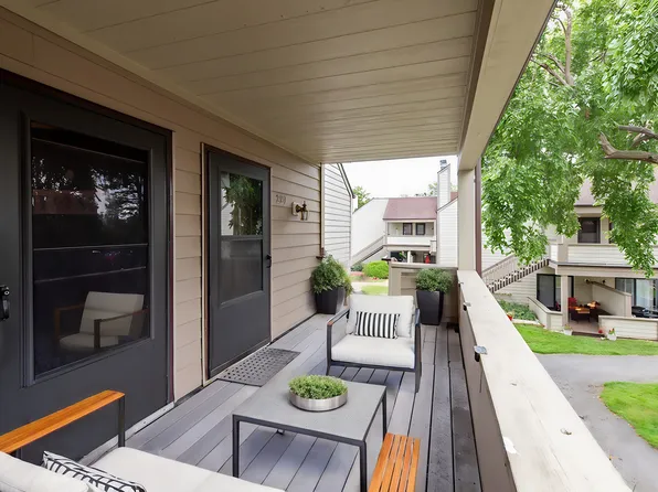 3322 Berwyn Ave Unit 231, North Chicago, IL 60064