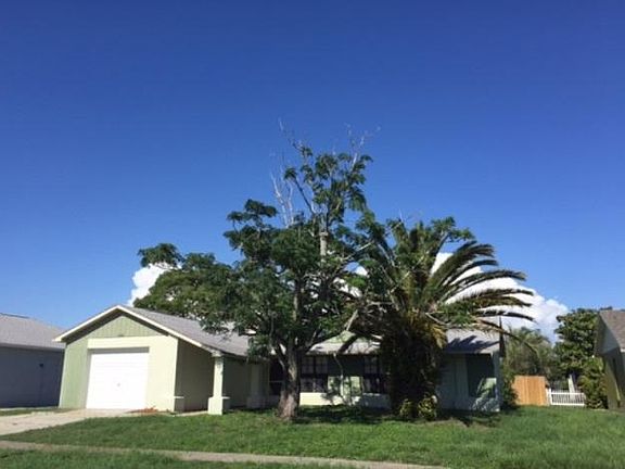 2nd image of 1300 Greenlea Dr