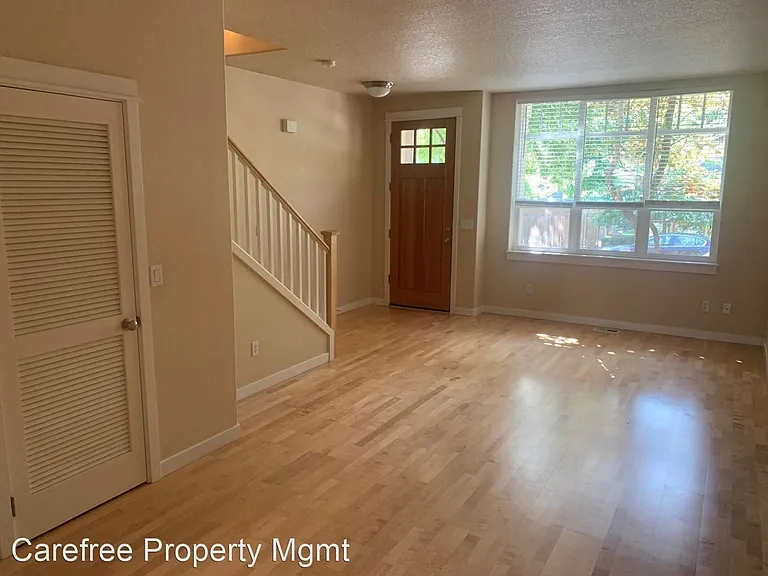 8628 SE 9th Ave #12 — Photo 7