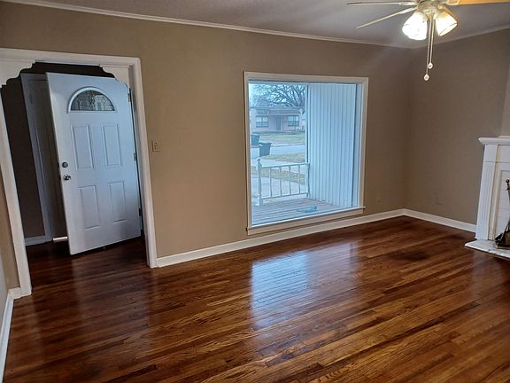5th image of 716 W York Ave