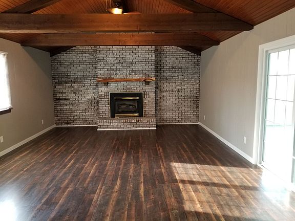 2nd image of 1048 N Kingshighway St