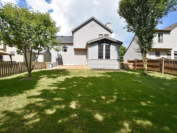 3rd image of 5989 Carmell Dr