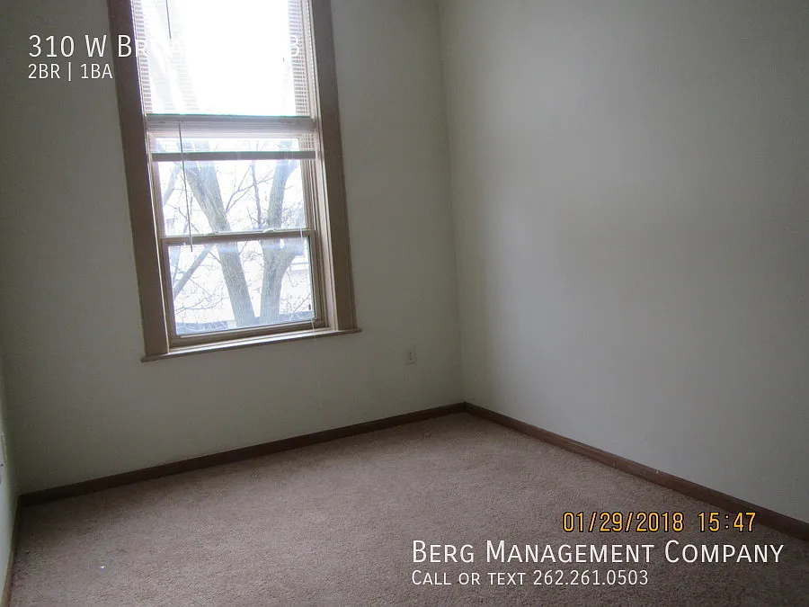 Two Bedroom One Bath — Photo 4