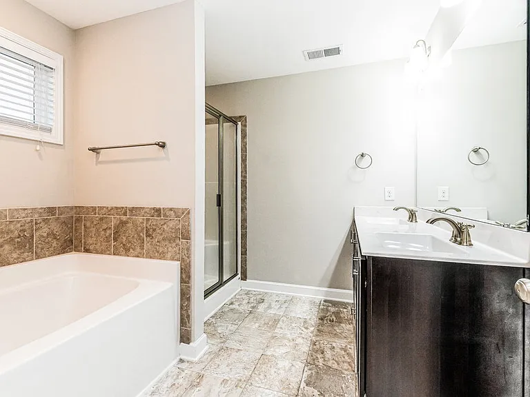 252 Lanier Pl — Photo 15