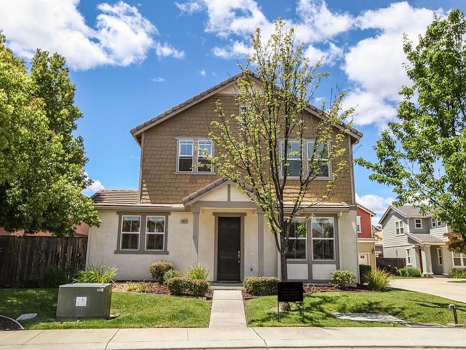 2nd image of 20823 Grapevine Dr
