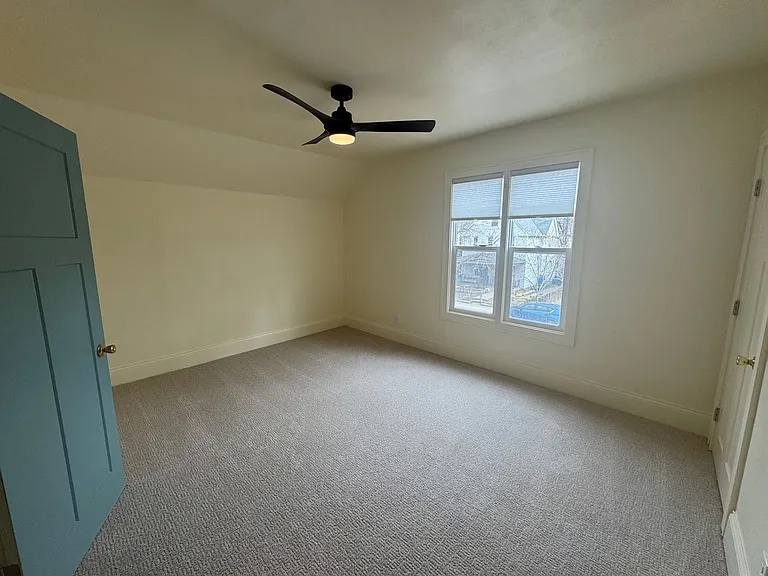 1618 Washington St NE — Photo 14