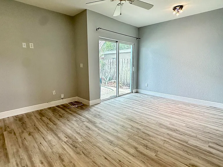 1329 NW 3rd Ave — Photo 11
