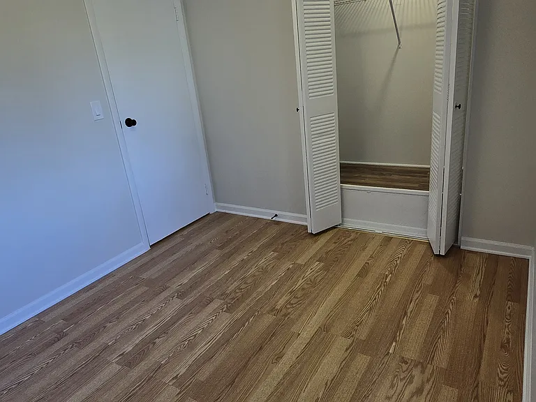 1104 Mercury Dr #2B — Photo 7
