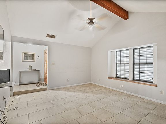 4th image of 3117 Southern Sun Dr
