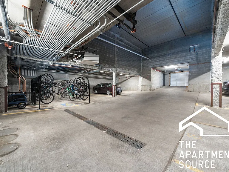 937 W Irving Park Rd #2 — Photo 15
