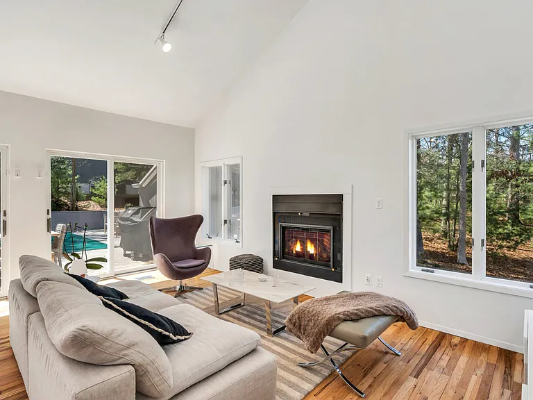 17 Rose Hill Rd — Photo 5