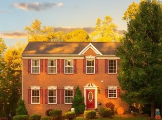 117 Allegheny Dr, Natrona Heights, PA 15065