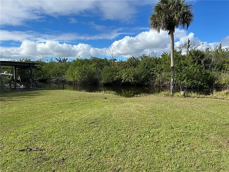 9418 Fleming Grant Rd — Photo 16